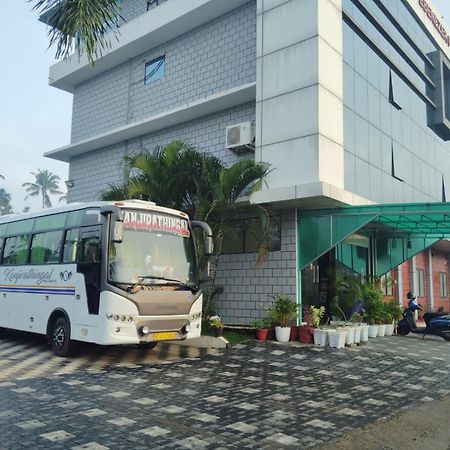 Ebenezer Plaza Hotel Nedumbassery Exterior foto